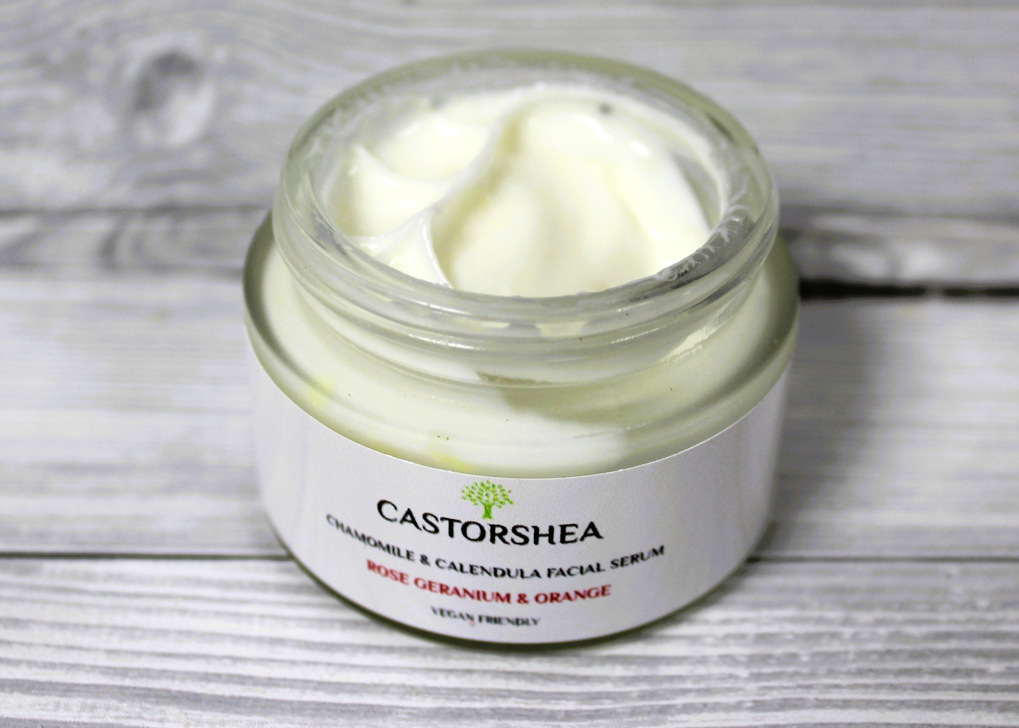 Castorshea Vegan Facial Serum image 3